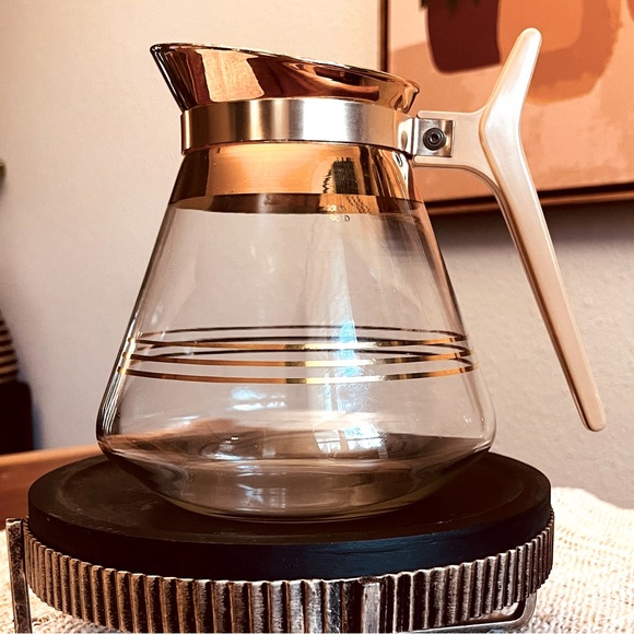 Vintage Mid-Century Inland Glass Coffee Carafe | 22K Gold Striped Coffee Pot - Picture 4 of 13